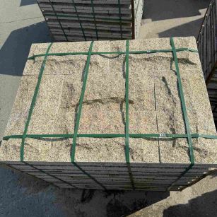 巴彦淖尔 黄金麻花岗岩石材自然面蘑菇石成品