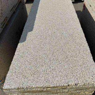 巴彦淖尔 黄金麻花岗岩荔枝面毛板，半成品