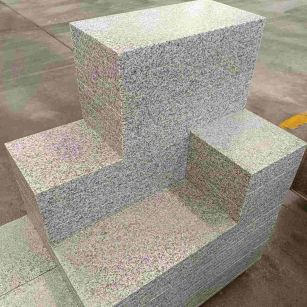 巴彦淖尔 白麻花岗岩荔枝面地铺石