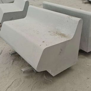 巴彦淖尔 芝麻白花岗岩异形坐凳，石凳