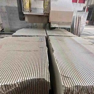 巴彦淖尔 车间生产日常，黄金麻白麻花岗岩