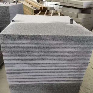 巴彦淖尔 芝麻白5公分火烧地铺成品，900*400，规格可定制