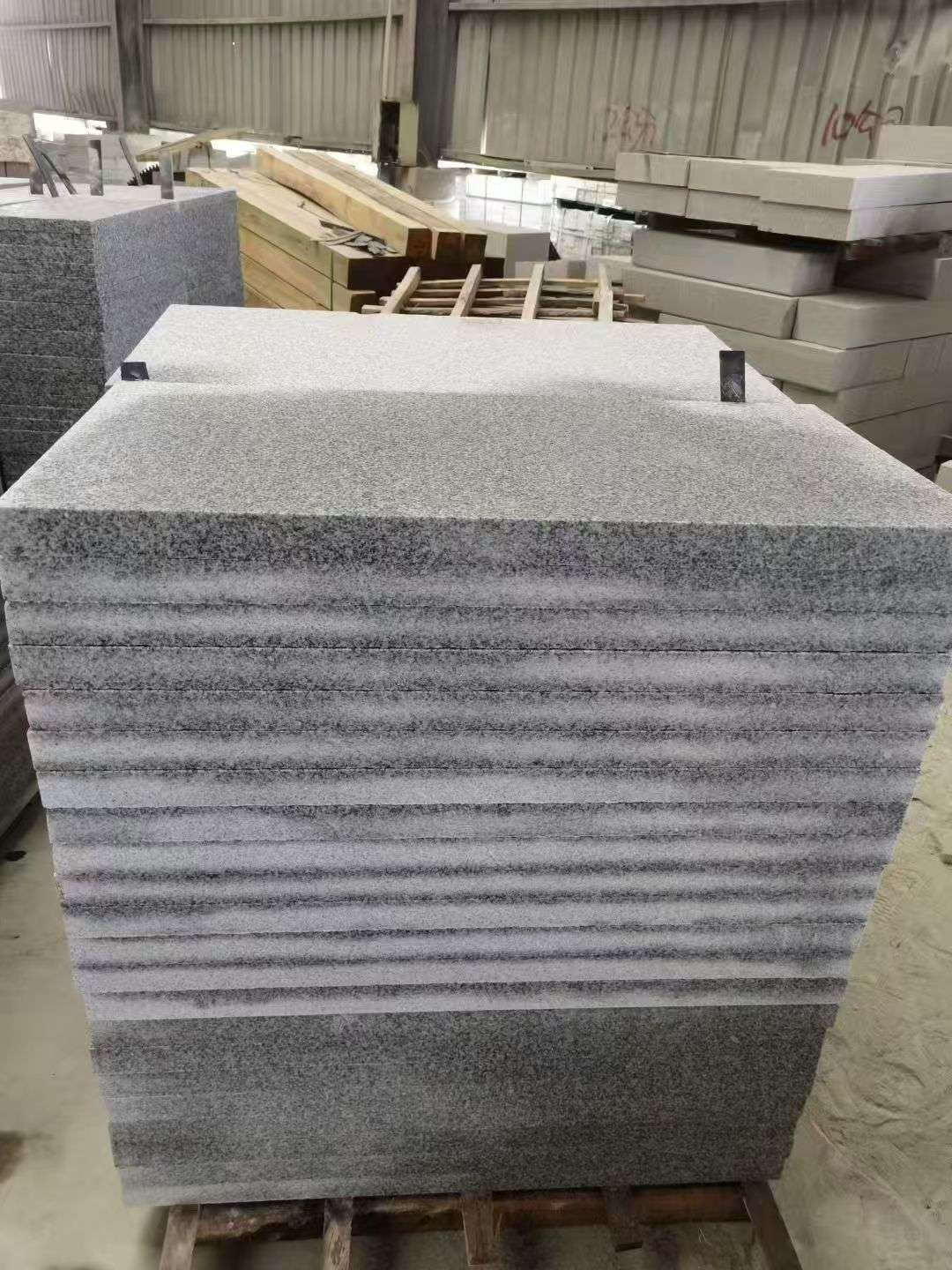 巴彦淖尔 芝麻白5公分火烧地铺成品，900*400，规格可定制