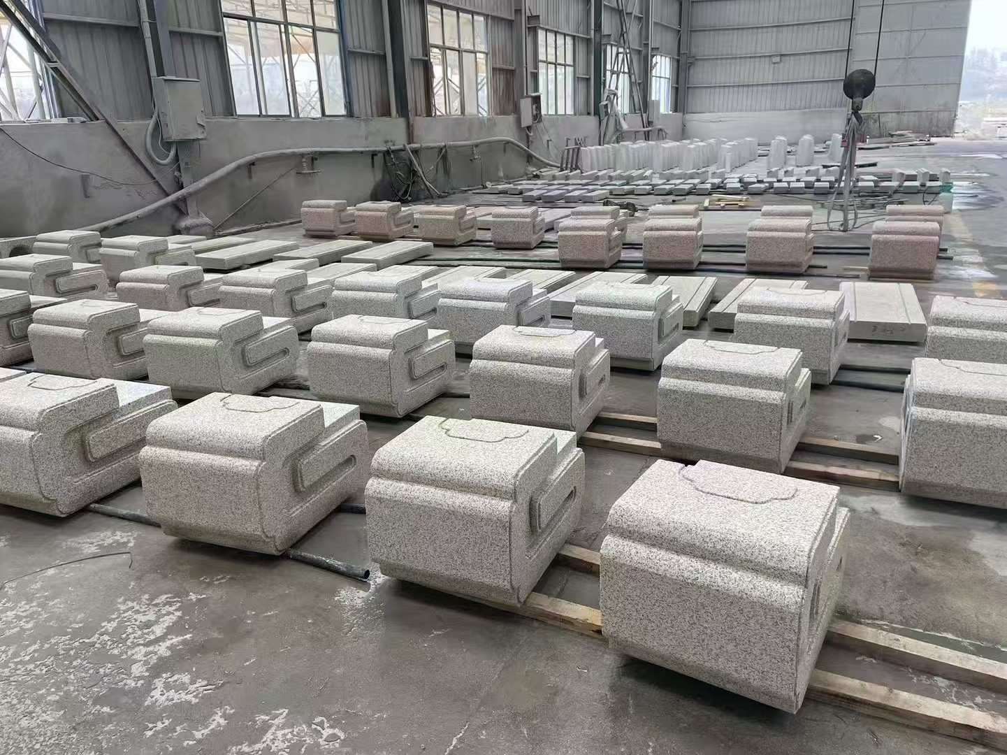 巴彦淖尔 白麻花岗岩异形加工-石凳，坐凳