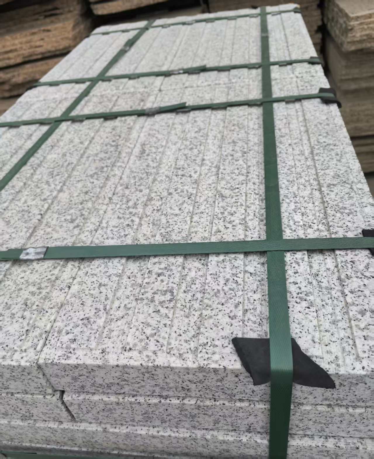 巴彦淖尔 白麻花岗岩直行盲道石，盲条，地铺石