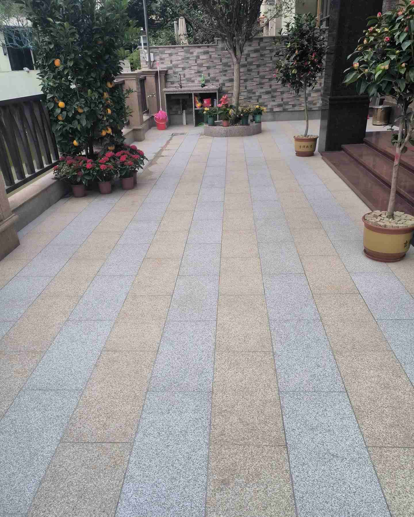 巴彦淖尔 黄金麻白麻荔枝面庭院铺装展示